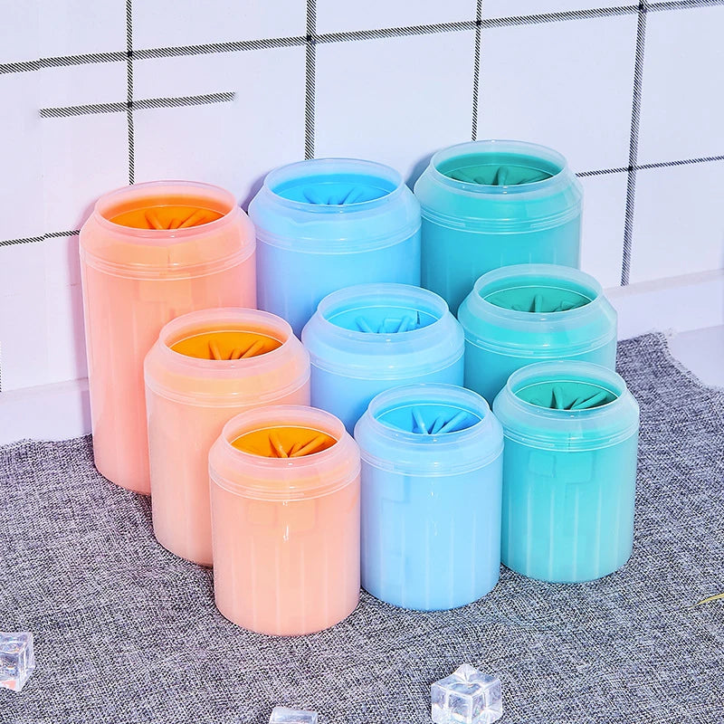 Copa limpiapatas para perros en tallas S, M y L en colores naranja, azul y verde de silicona – AmaDog